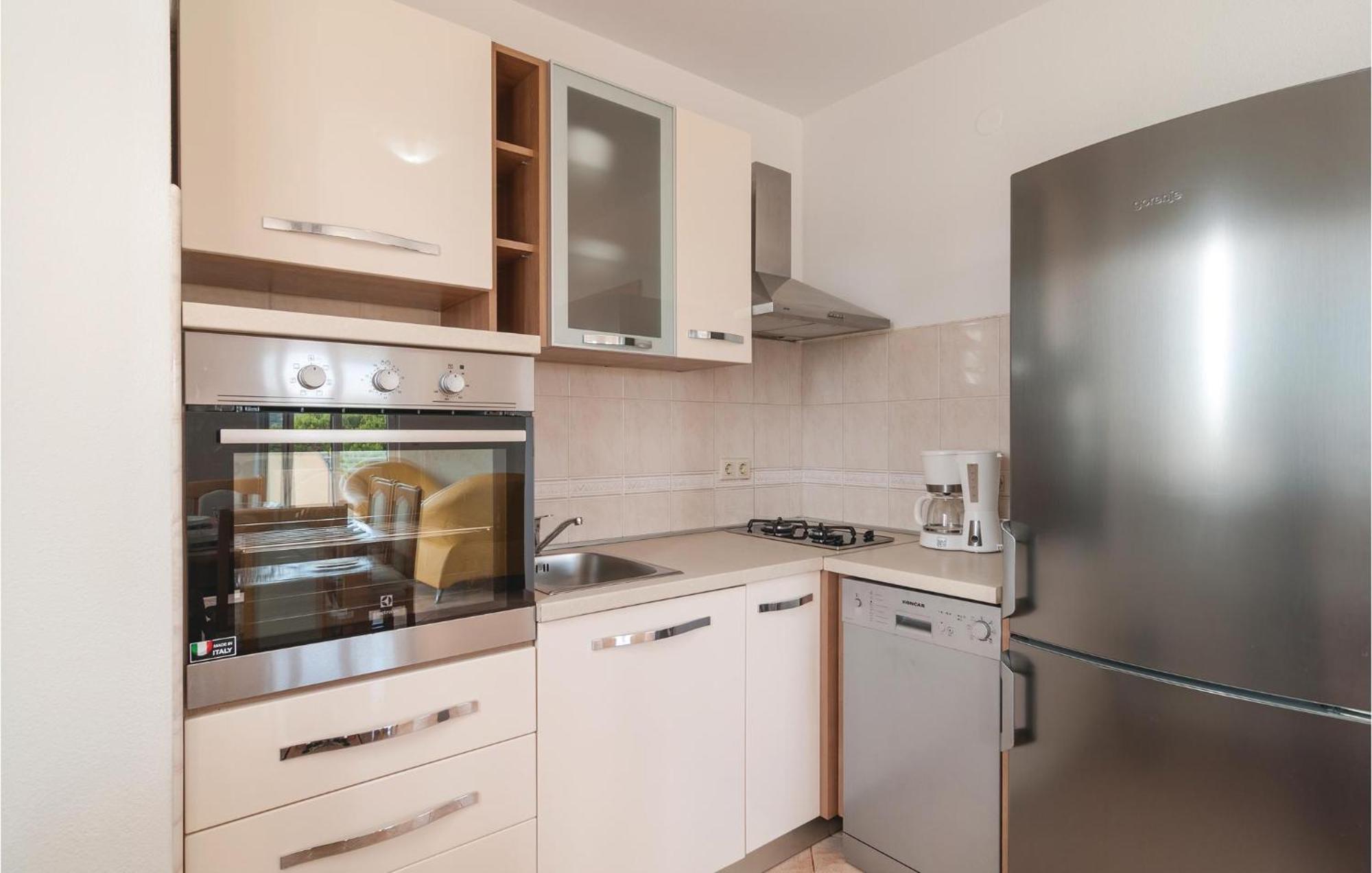 Stunning Apartment In Sevid With Kitchen المظهر الخارجي الصورة