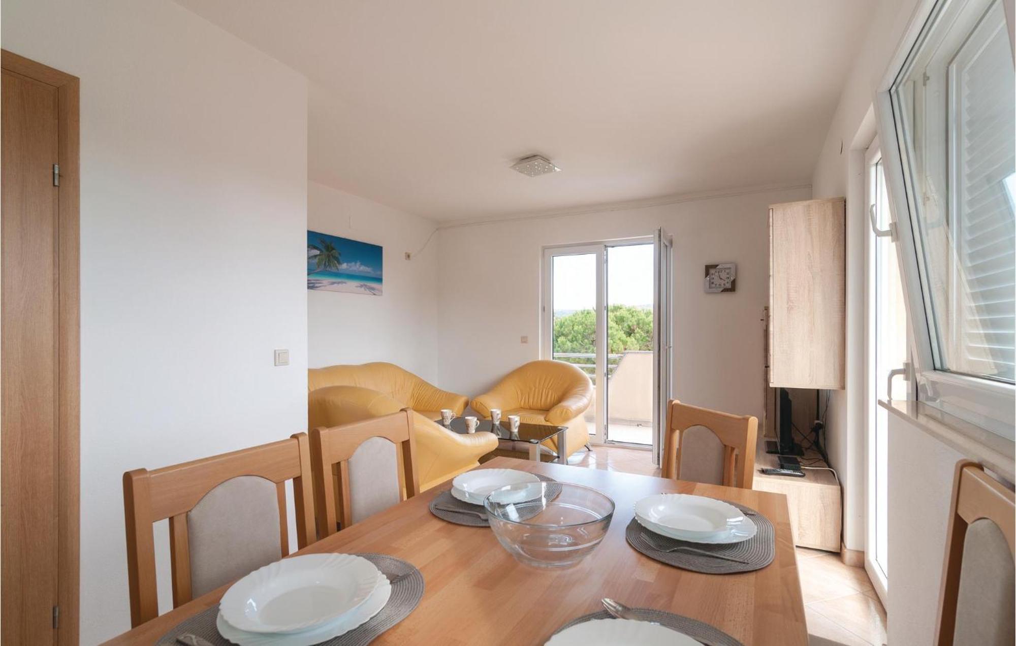 Stunning Apartment In Sevid With Kitchen المظهر الخارجي الصورة